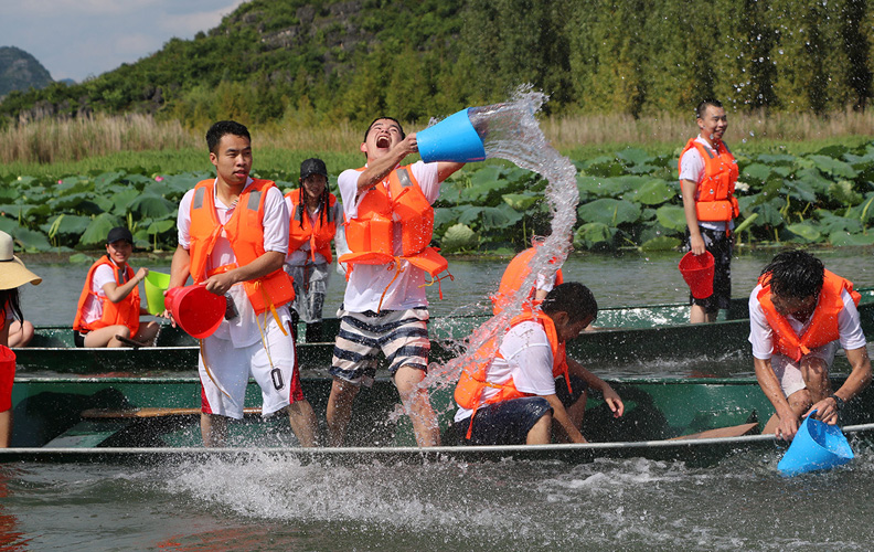 潑水之旅進(jìn)行時(shí)！